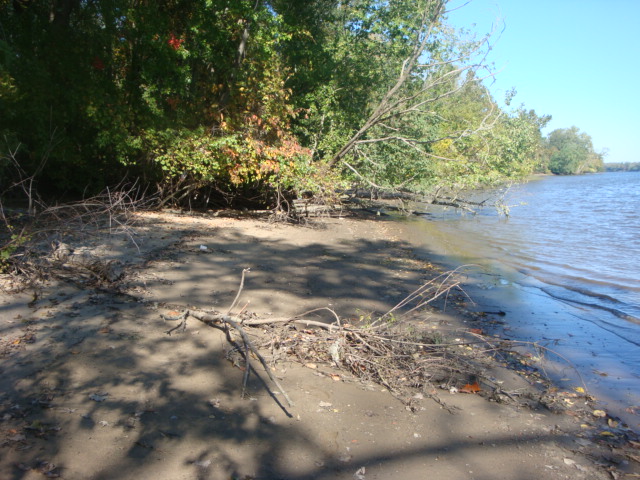 Moh-He-Con-Nuck Shore